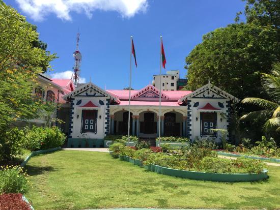 Palais Mulee Aage